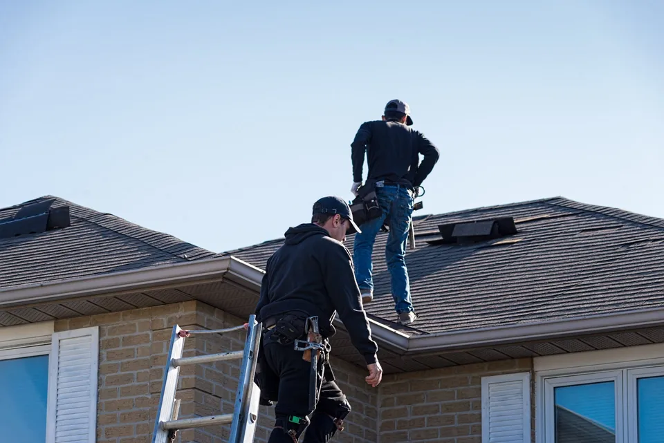 How often roofs need to be replaced? - Resilient Roofing